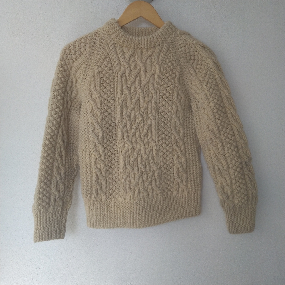 NWOT Women's Cable Aran Islands Irish Knit Cream Crewneck Sweater Size S To M
